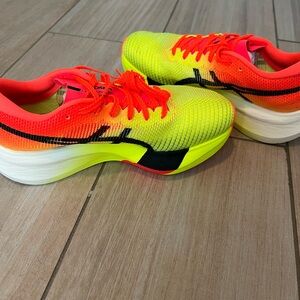 Asics Meta Speed Sky Paris “NEW”